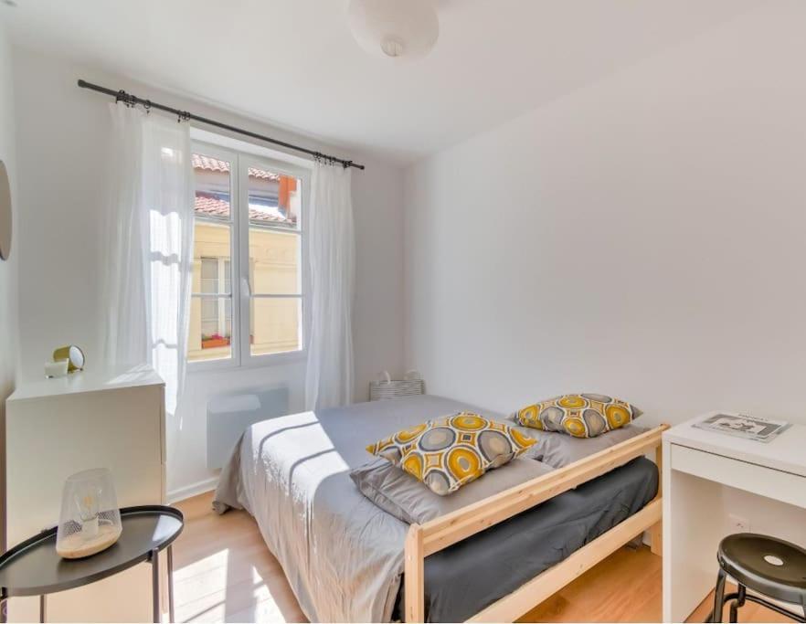 2 Bedroom Apartment In The Heart Of Marseille Bagian luar foto